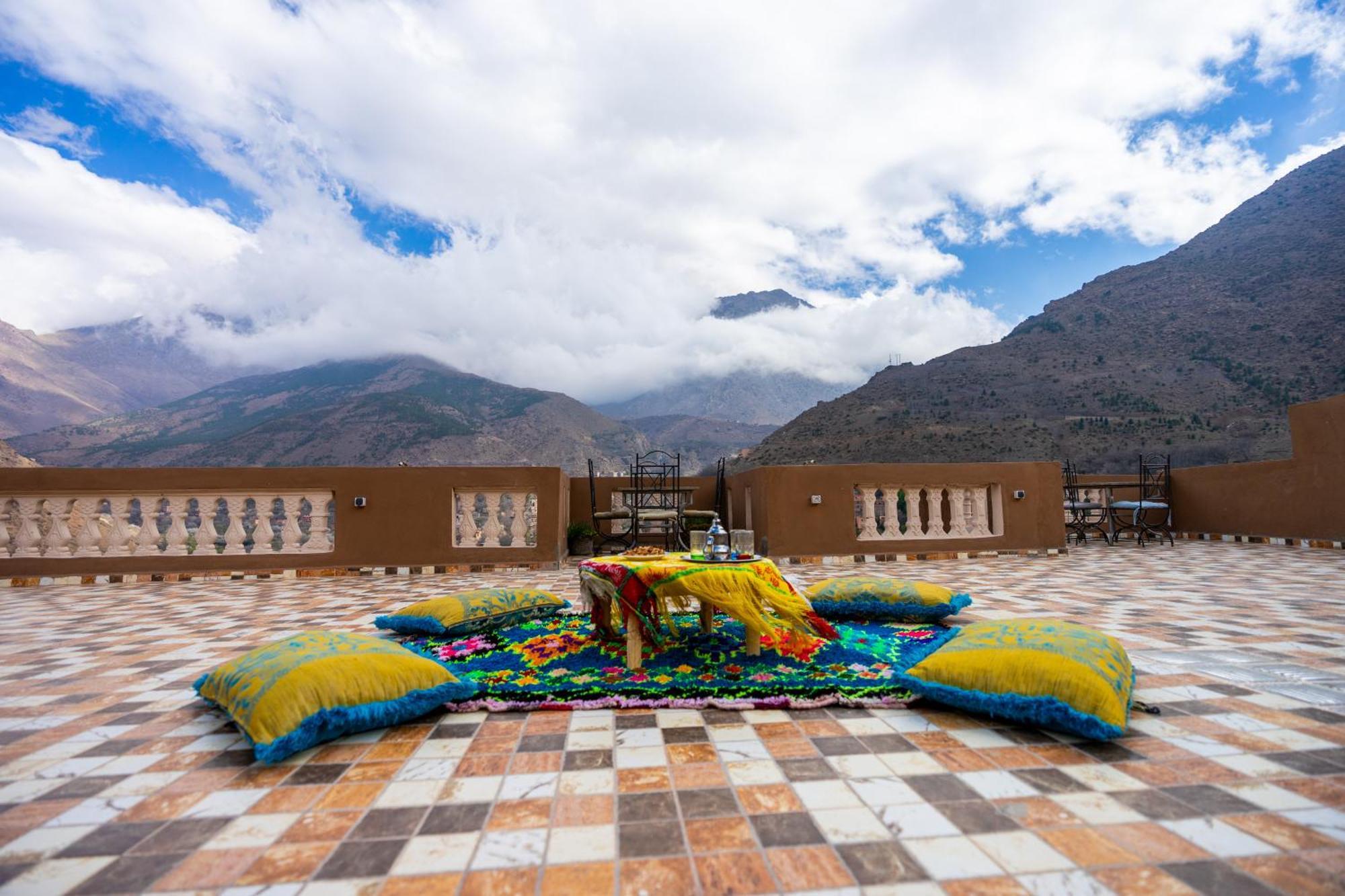 Le Reflet D'Imlil Bed & Breakfast Imlil  Bagian luar foto
